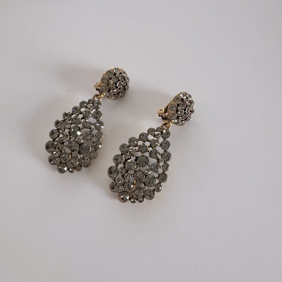 Oscar de la Renta Earrings - Picture 4 of 6